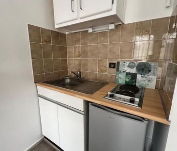 Location Appartement 1 pièce 22m² MONT ST AIGNAN 76130 - Photo 1