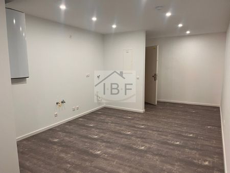 Komfortable City-Wohnung: Modern, klimatisiert & Aufzug in bester Lage von Siegen - Photo 5