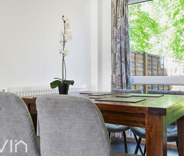 3 bedroom end of terrace house to rent - Photo 4