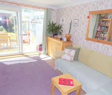 Cucklington Gardens, Bournemouth, BH9 - Photo 1