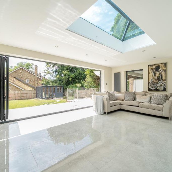 3 bedroom detached bungalow to rent - Photo 1