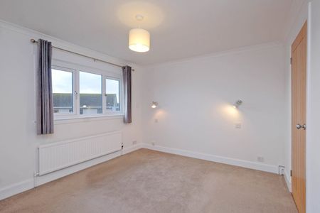 17 Martin Avenue, AB39 2LZ, Stonehaven - Photo 3