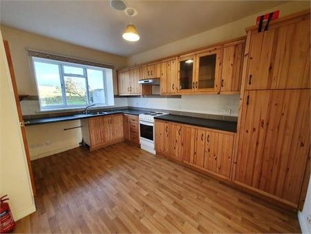 2 bedroom cottage to rent - Photo 2