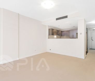 Spacious 1 Bed plus study, Riverside Location, Electrifying Specs!! - Photo 5