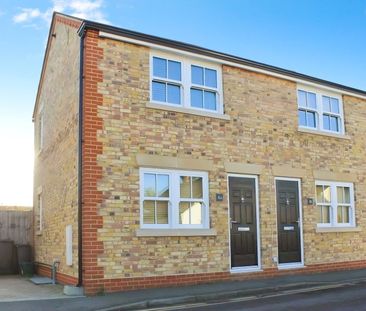 Rusham Road, Egham, Surrey, TW20 9LS - Photo 2