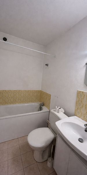 Location Appartement 1 pièce 25m² - Photo 1