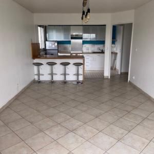 A LOUER APPARTEMENT 2 pièces / proximité clinique St Antoine / limite ROUEN - Photo 2