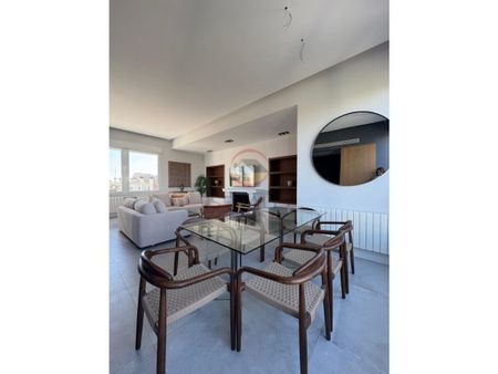 2 room luxury penthouse for rent in Madrid, Autonomous Region of Madrid - Photo 4