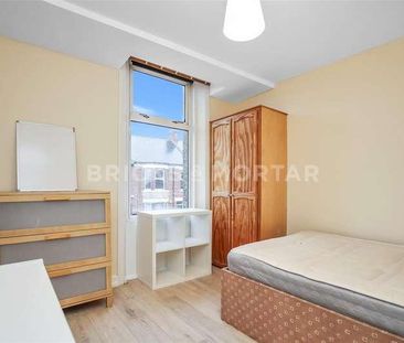 (?ppw) Simonside Terrace, Heaton, NE6 - Photo 5