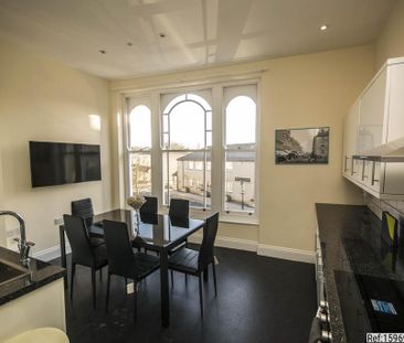 1 bedroom penthouse to rent - Photo 5