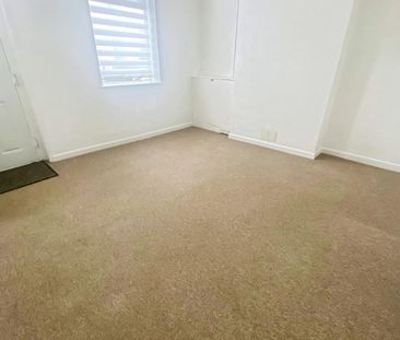 Station Road, Alsager - Photo 2