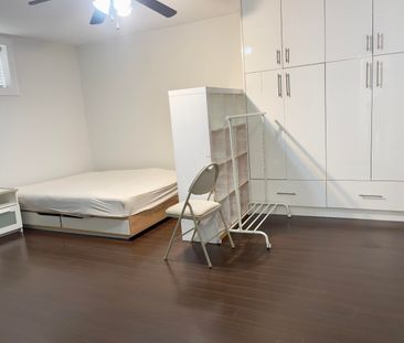 3787 Elmwood Street #1, Burnaby, BC V5G1R8 - Photo 4