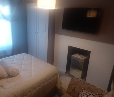 1 bedroom in a house share to rent - Photo 6