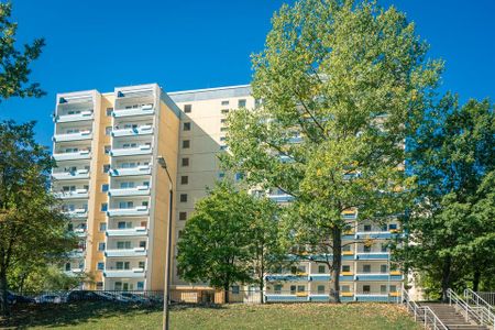 Modernisierte 1-Raum-Wohnung mit Balkon - Photo 5