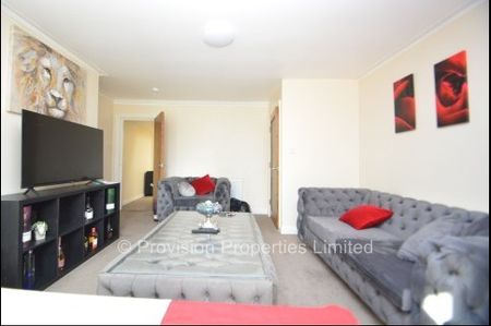 1 Bedroom Rentals Leeds - Photo 5