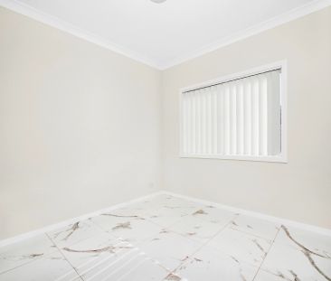 Modern and Private Two Bedroom Granny Flat - Photo 3