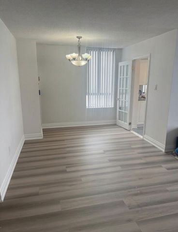 For Lease - 26 Hanover Road Unit# 1605, Brampton, Ontario - Photo 5