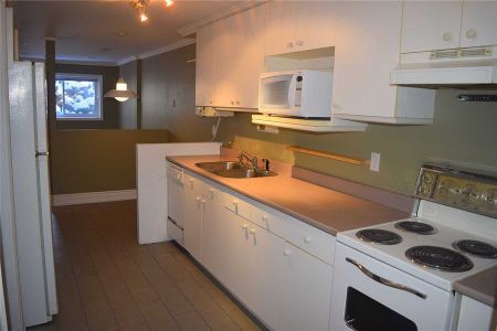 For Lease - 57 Maplegrove Avenue Unit# Lower, Bradford West Gwillimbury, Ontario - Photo 2