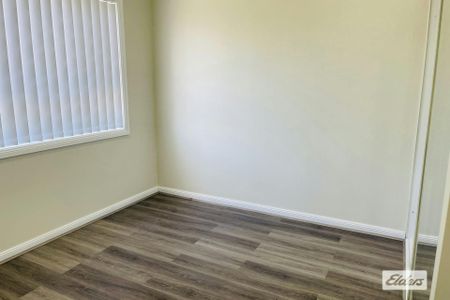 Mordenised Family Home in Bankstown with freshly painted - Photo 4