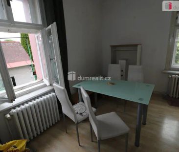 Pěkný mezonetový byt 3+1 v rodinné vile s možností užívat zahradu - Photo 4