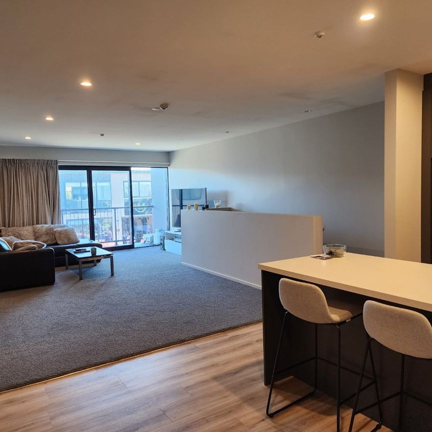 HOME-BASED BUSINESS OPPORTUNITY: PRIME ROLLESTON INDUSTRIAL UNIT - Photo 1