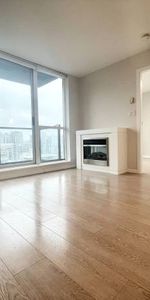 Spacious + High Floor Views 1 Bed + Den @ Brava - UNFURNISHED - Photo 3