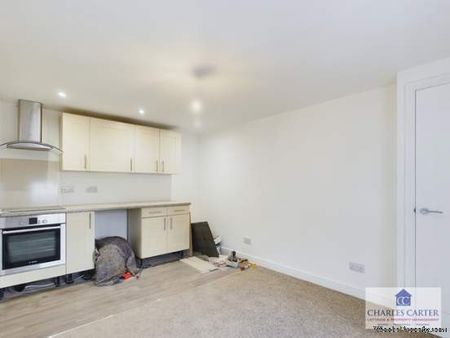 1 bedroom property to rent in Worcester - Photo 3