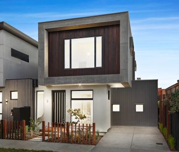 2A Warleigh Road, West Footscray. - Photo 4