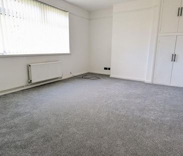 1 bedroom ground floor flat to rent - Photo 2