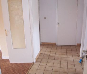 Location Appartement 3 pièces 65m² MONISTROL SUR LOIRE 43120 - Photo 3