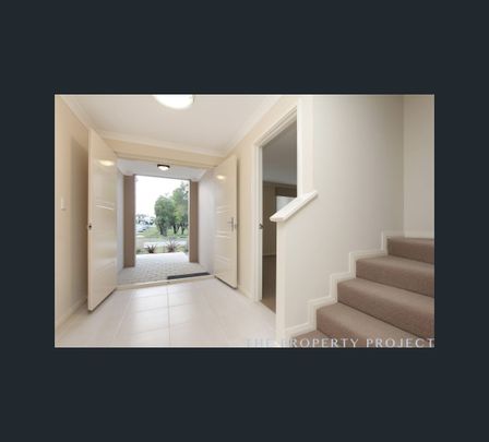 17A Norman Street, Karrinyup, WA 6018 - Photo 1
