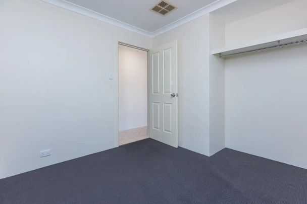 “Heathridge Haven: Large family home” - Photo 1