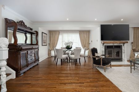 For Lease - 42 Fifeshire Road, Toronto, Ontario - Photo 3