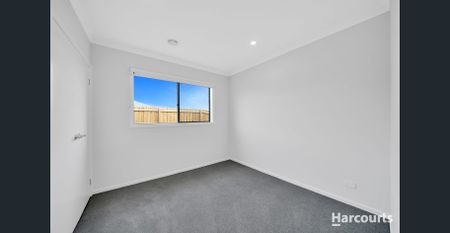 Modern Living at Mambourin! - Photo 2