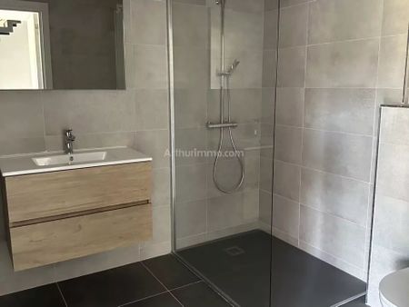 Location Appartement 3 pièces 78 m2 à Ajaccio - Photo 3