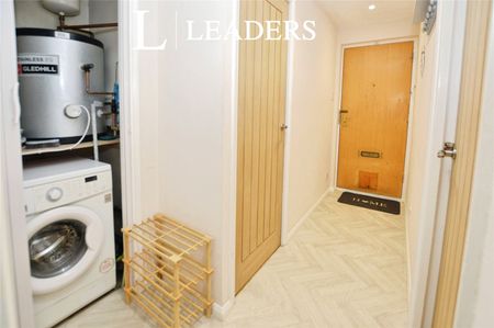 1 bedroom apartment to rent Dale Close, Stanway, CO3 - Photo 5