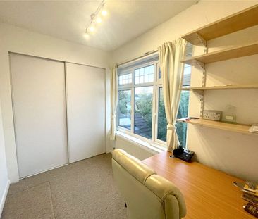 Tudor Court, 18 Church Road West, Farnborough, GU14 - Photo 4