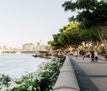 Hidden Gem Close to Southbank! - Photo 1