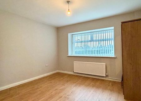 104 Dungannon Road, Portadown, BT62 1LH - Photo 2