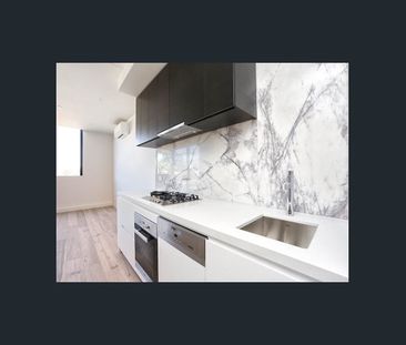 Contemporary Modern Living in the Heart Of Camberwell - Photo 2