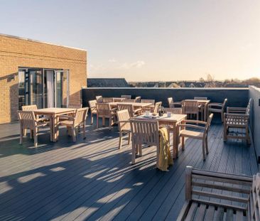 1 bedroom retirement property to rent - Photo 6