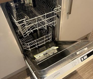 2 Bed Terraced House, Ravenscar Avenue, LS8 - Photo 3