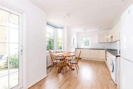 Friern Road, East Dulwich, London, SE22 - Photo 2