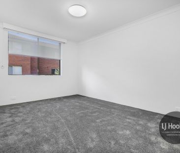 View Saturday at 1.35pm - 1.55pm - Photo 5