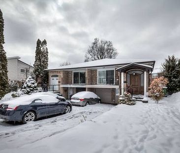 Beautiful 4-Bdrm with Private Yard in Bayview Woods-Steeles - Photo 1