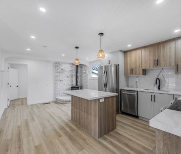 For Lease - 338 Old Mosley Street Unit# Unit 2, Wasaga Beach, Ontario - Photo 3