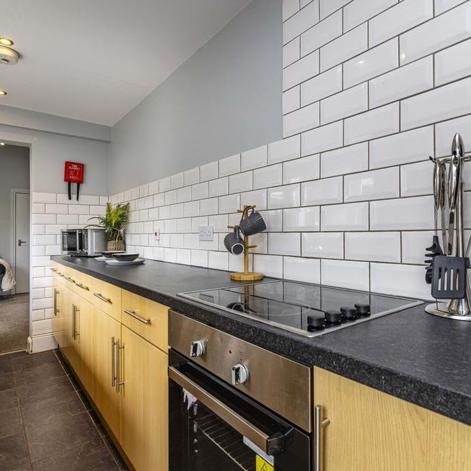 3 bedroom terraced house to rent - Photo 1