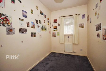 3 bedroom semi-detached house to rent - Photo 5