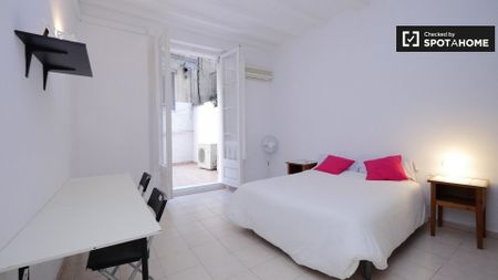 barcelona, Catalonia 08001 - Photo 3