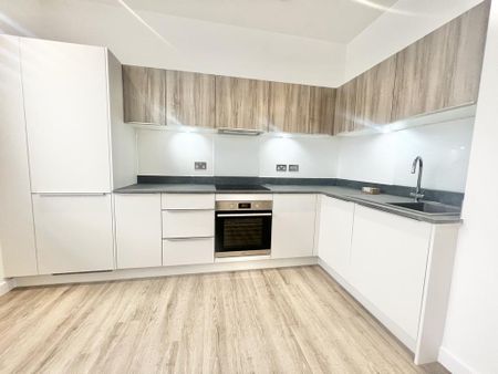 2 bedroom apartment to rent - Photo 4